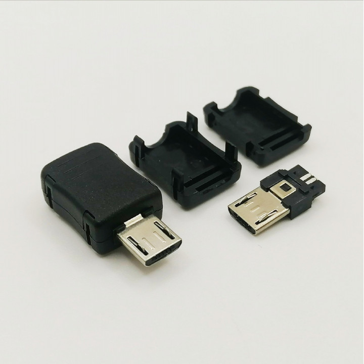 USBBmicro-5PB2 вилка на кабель в корпусе                                                            