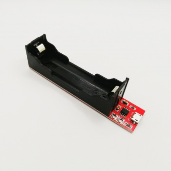 Контроллер заряда 18650 аккумулятора на TP4056 1A без защиты с батарейным отсеком (разъем micro USB)